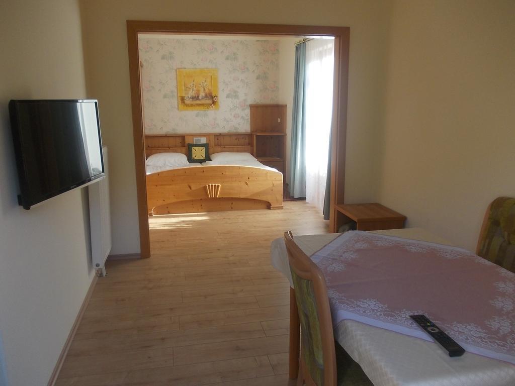 Pension Gruenauhof Grünau im Almtal エクステリア 写真